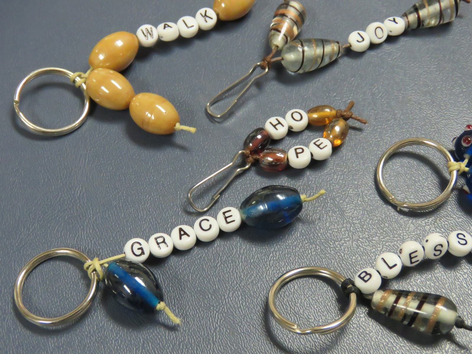 How to Make Beaded Keychains: A Simple Tutorial for Beginners